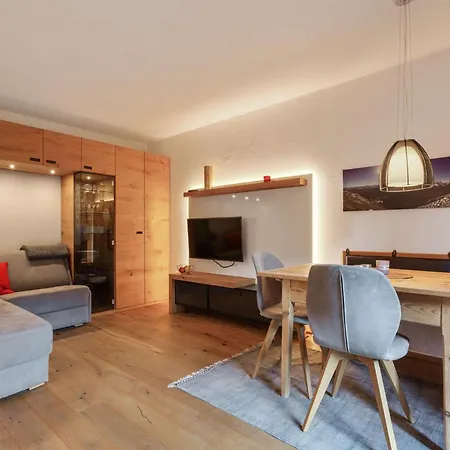 Charming In With Balcony Jochberg