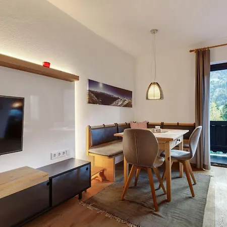 Charming In With Balcony Jochberg