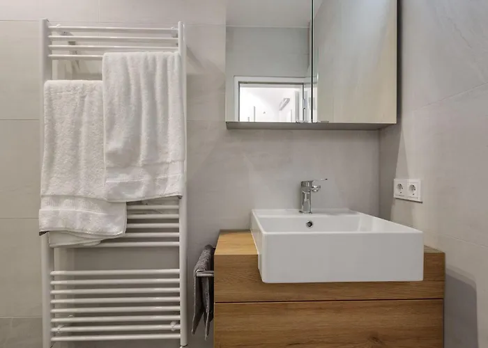 Lägenhet In Near Wagstaett Lift *